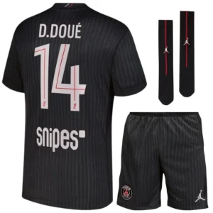 MAILLOT KIT ENFANT PSG JORDAN FOURTH 2025 2026 DÉSIRÉ DOUÉ